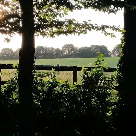 Landgut Vor Den Toren Von Koeln Διαμέρισμα Niederkassel