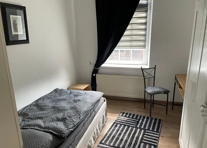 Landgut Vor Den Toren Von Koeln * Niederkassel